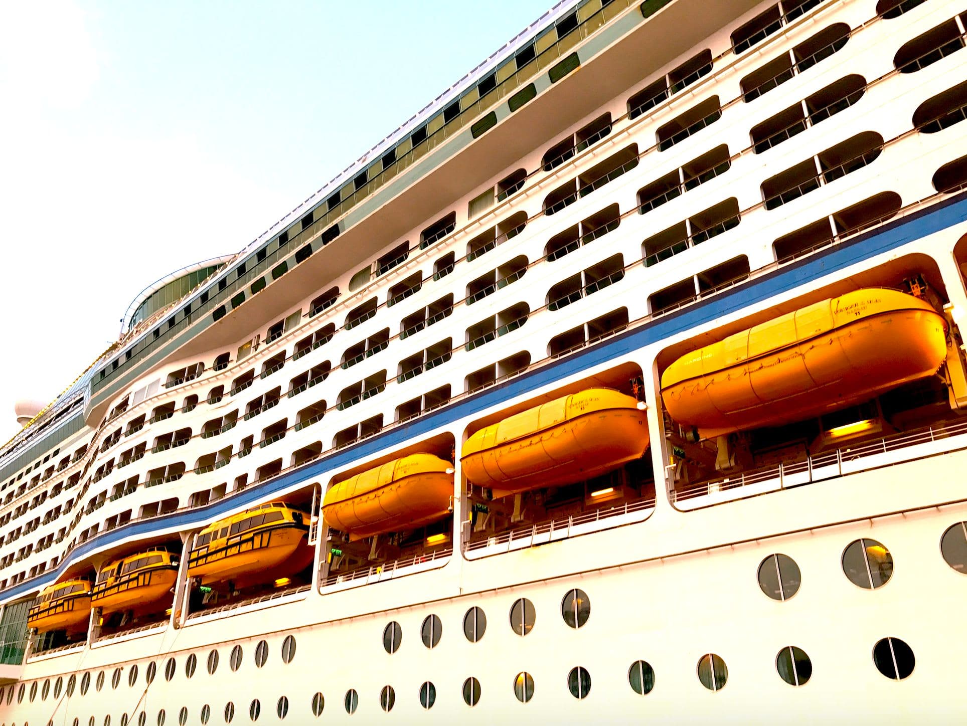 病気や怪我をしたら？クルーズ旅行中の医療事情【初心者向け】