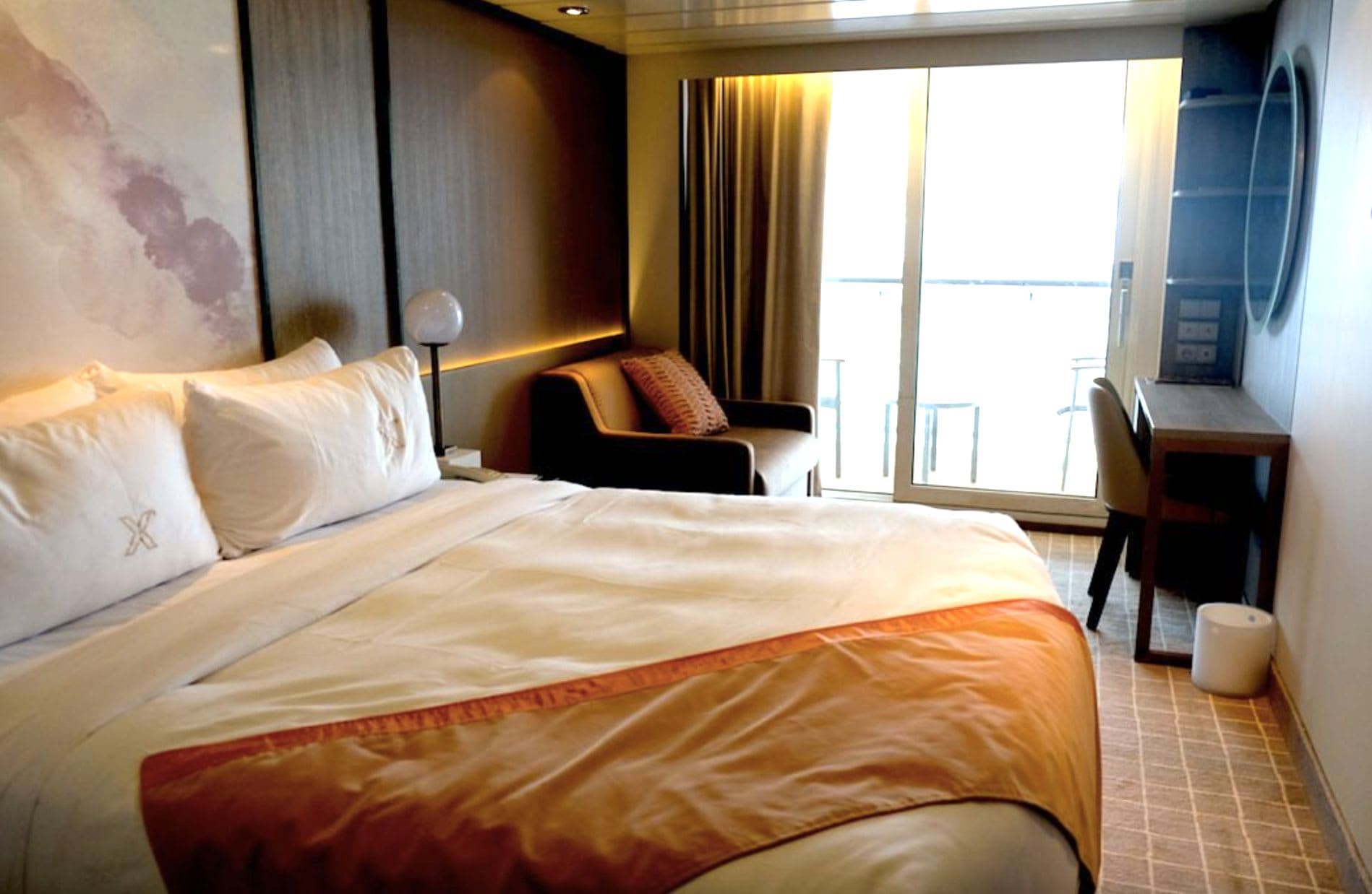 クルーズ旅行の部屋ってどんな感じ？客室の選び方を徹底解説【初心者向け】