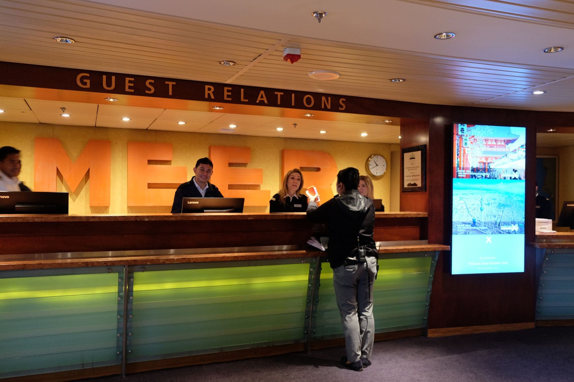 クルーズ旅行の基本用語をマスターしよう〈食事・アクティビティ編〉