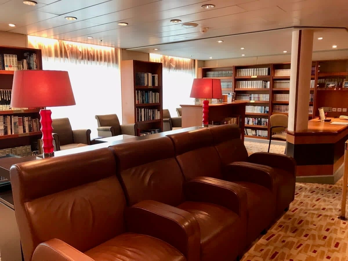 飛鳥IIで夏の北海道クルーズ 2（最北地、稚内の宗谷岬）