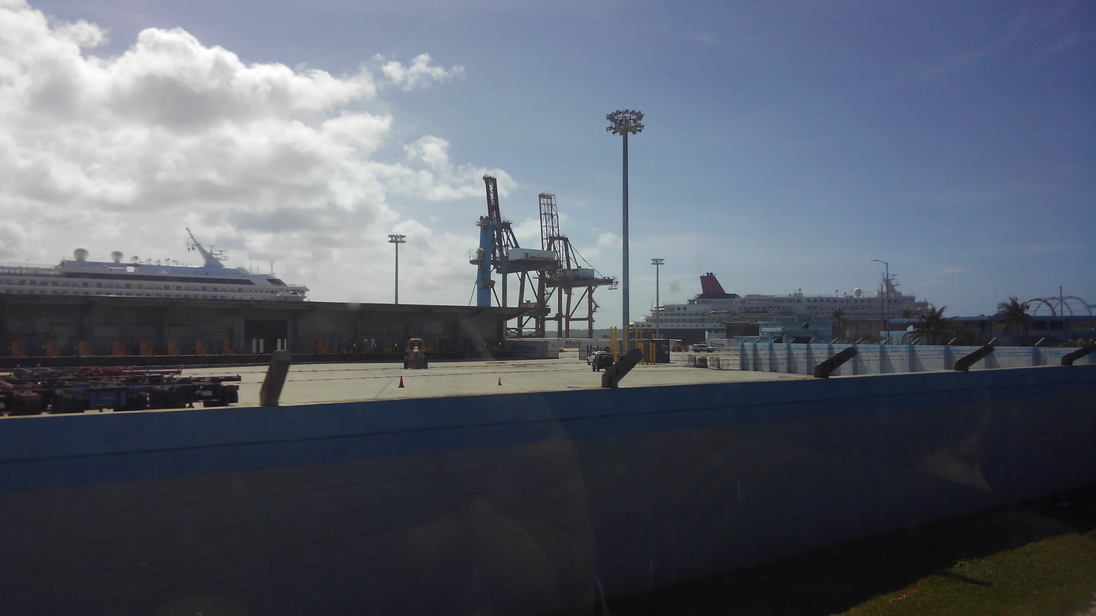 緊急リポート：にっぽん丸グアムで難破