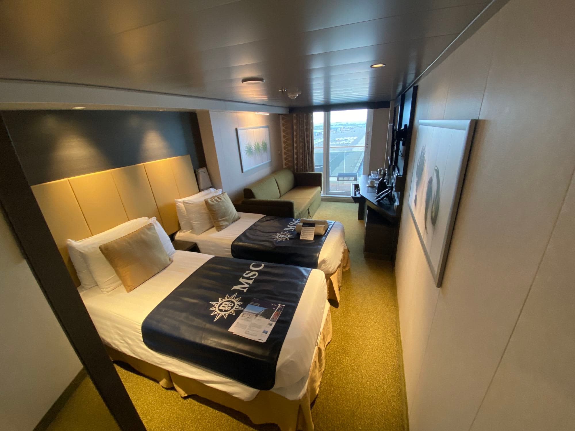 MSC BELLISSIMA Deluxe Balcony BR2 - Balcony Stateroom #12342 (DK12)