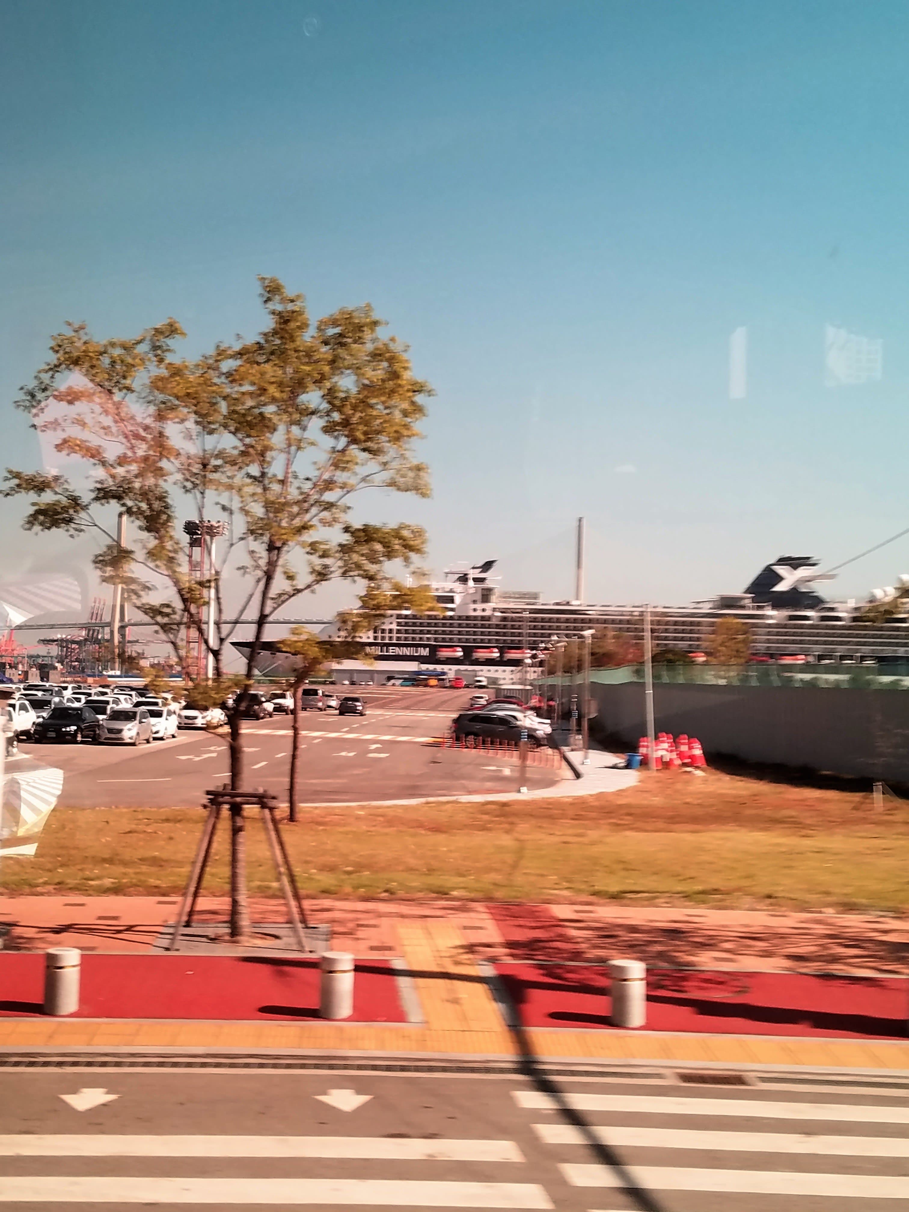 セレブリティミレニアム乗船記—いつもの釜山でも探検は続く