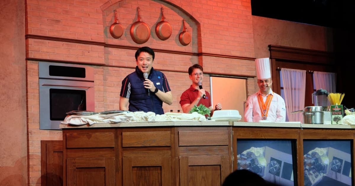 ダイヤモンド・プリンセス日本発着クルーズ 安心の理由は、また会いたくなる日本語乗務員たちの存在にあり