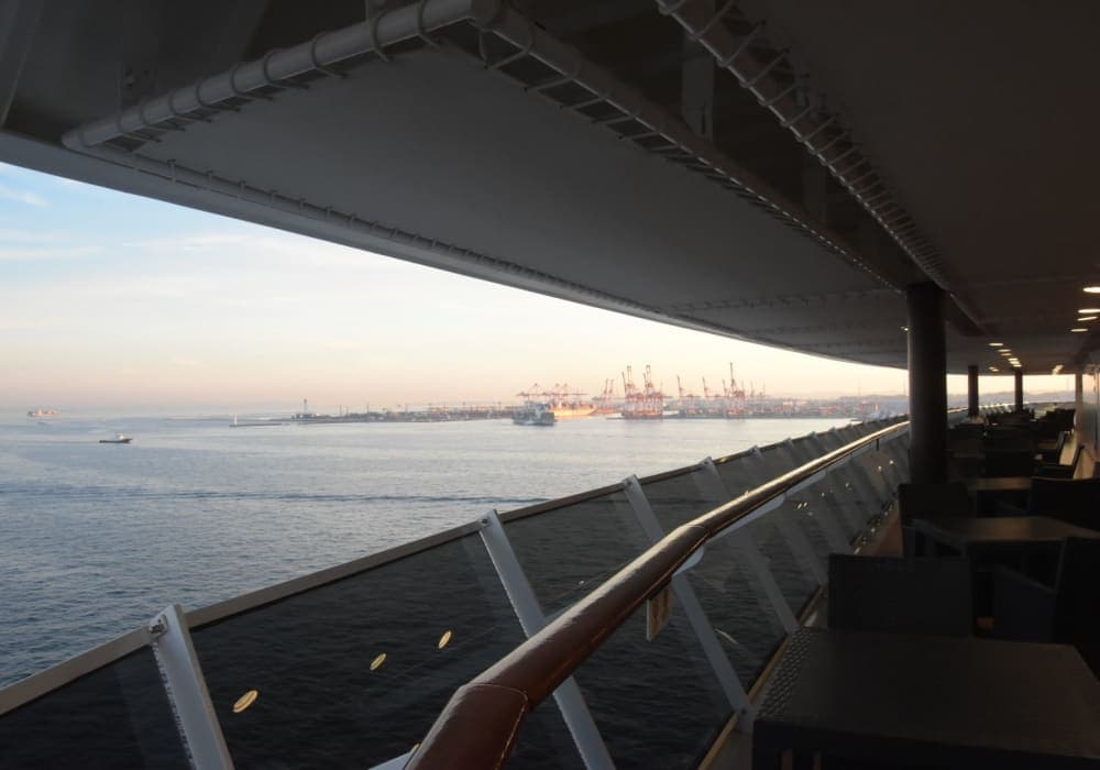 8 nights / 9 days, New year Yokohama Round trip Guam Saipan