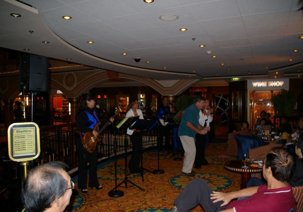 6 days Singapore round trip