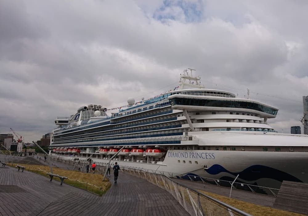 5 nights / 6 days, round-trip Golden Week Korea Getaway