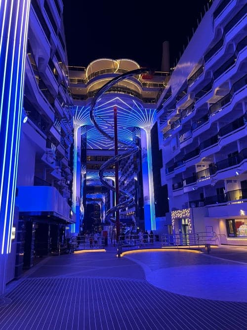 8 days 7night , round-trip Dubai Persian gulf