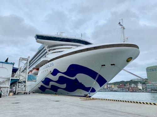 7 nights / 8 days, round-trip Southern Islands