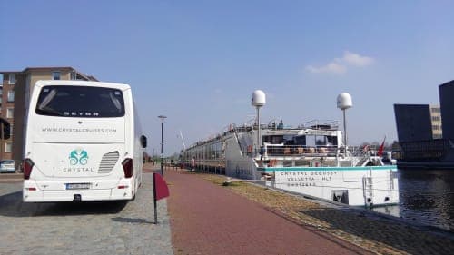 7 nights / 8 days, round-trip Tulips & Windmills