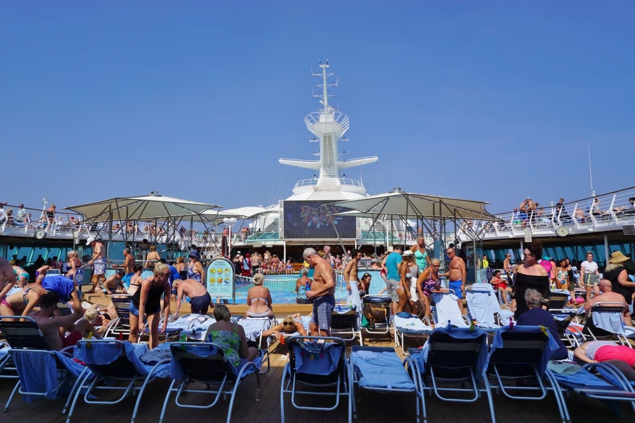 【アドリア海クルーズ&ベネチア近郊】ラプソディ・オブ・ザ・シーズ 終日クルーズ 8日目