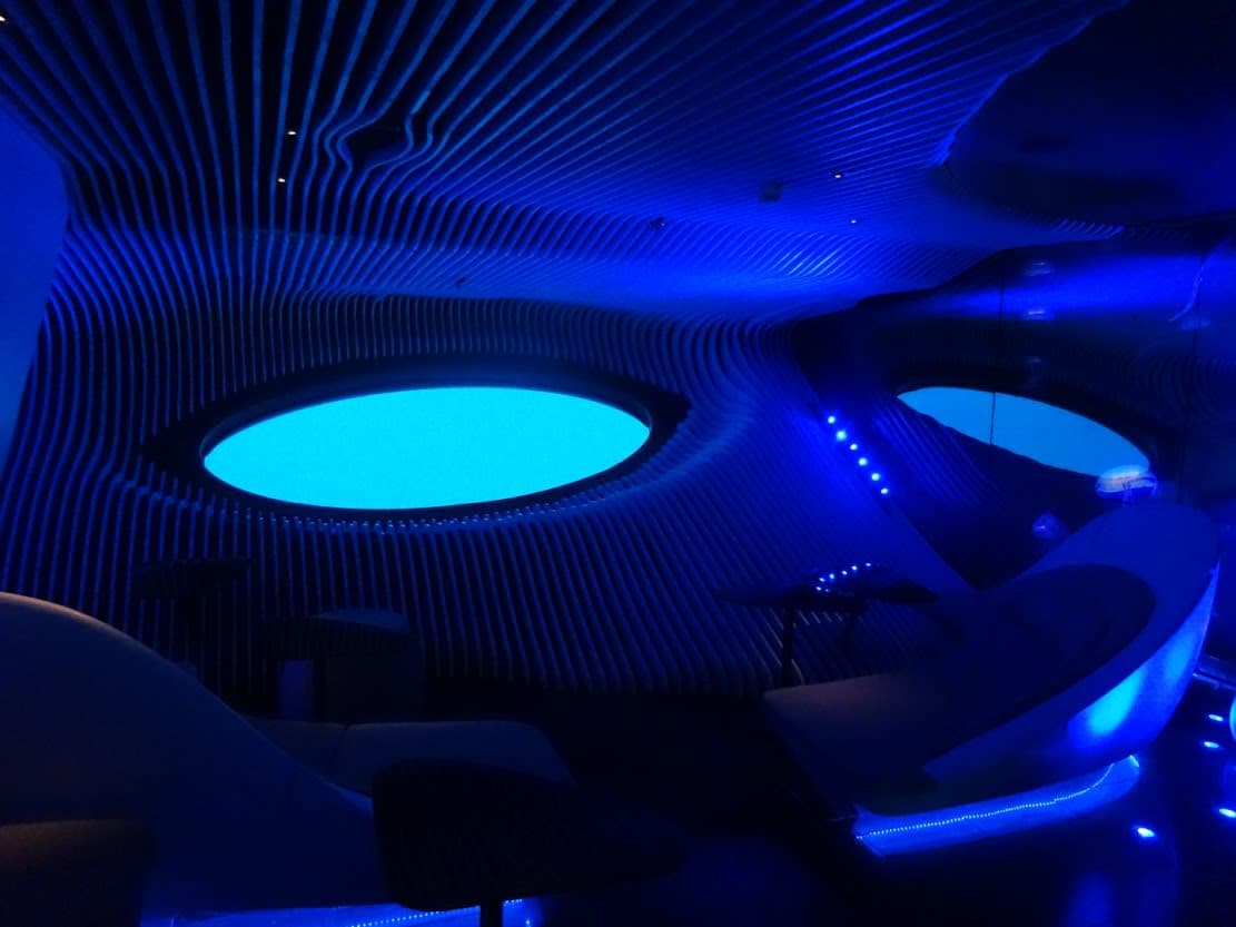 進化するクルーズ船 1