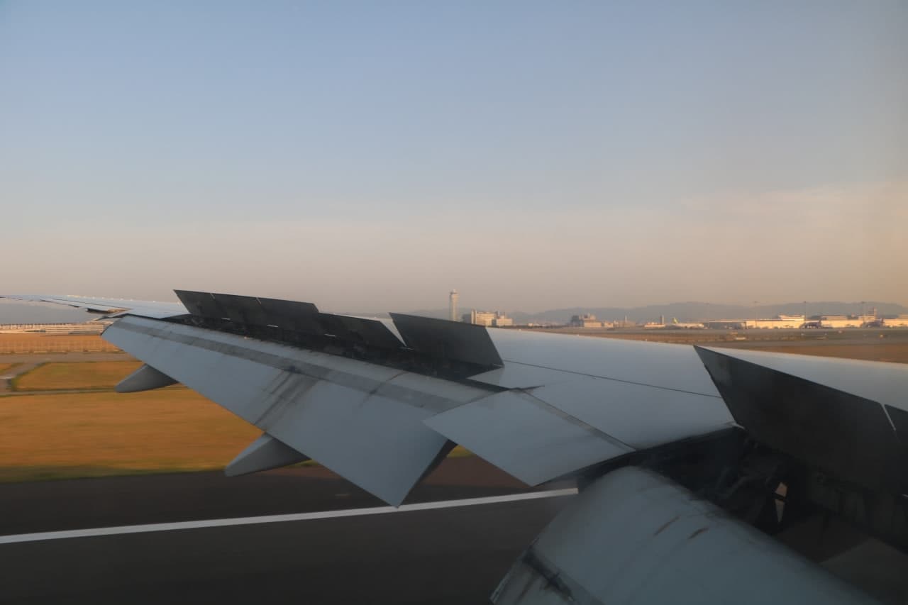 飛行機と船で世界一周19日間の旅⑩エミレーツ航空・ドバイ⇒関西国際空港⇒名古屋